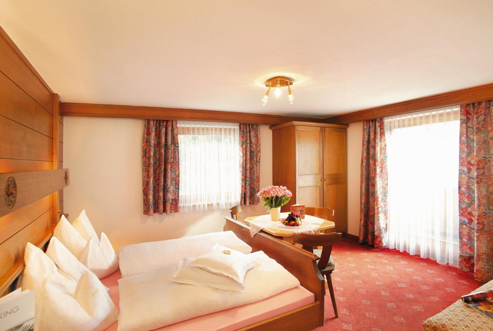 Pezinerblick Appartement Ischgl Buitenkant foto